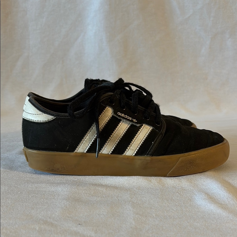Adidas Black and White Low-Top Sneakers with Signature Stripes SIZE 4